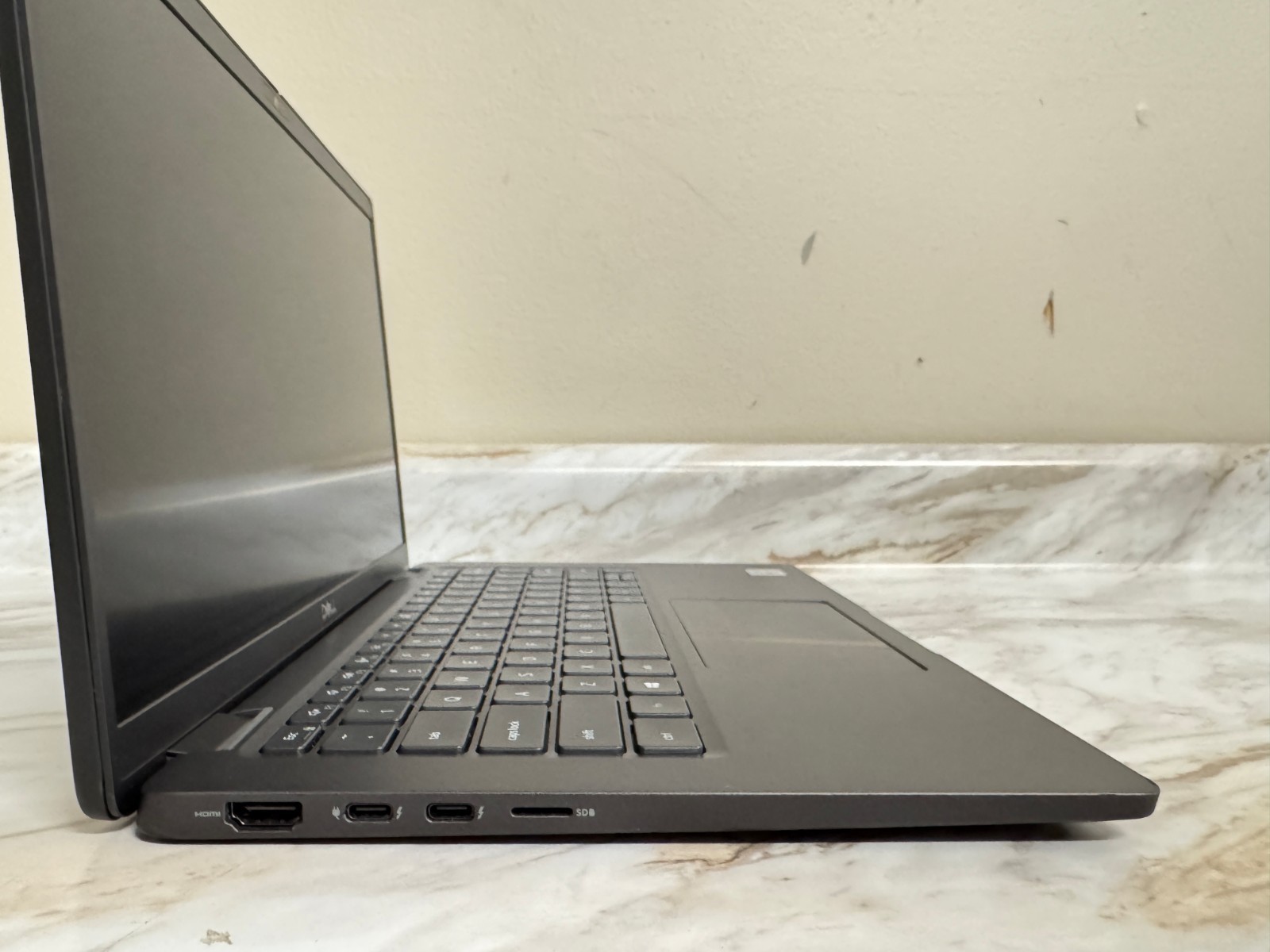 Dell Latitude 7410 Laptop 14″ i7-10610U 512GB NVME SSD 32GB Ram Windows 11 Pro