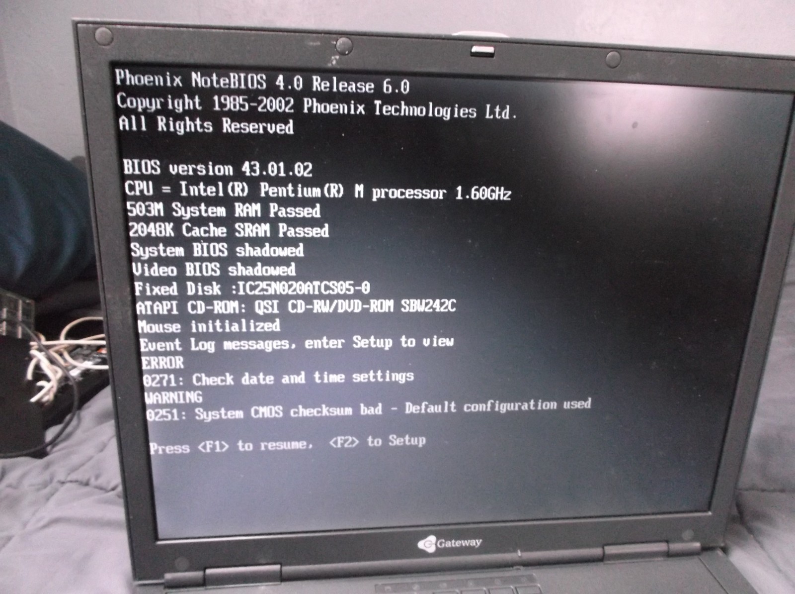 Vintage Gateway M405 Pentium M 1.6GHZ 20GB HD WINDOWS XP