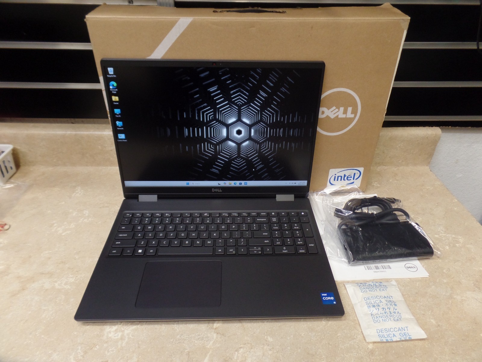 Dell Precision 7680 i5-13600HX 16GB 256GB SSD FHD+ 1920×1200 CMRA W11P WTY 2028