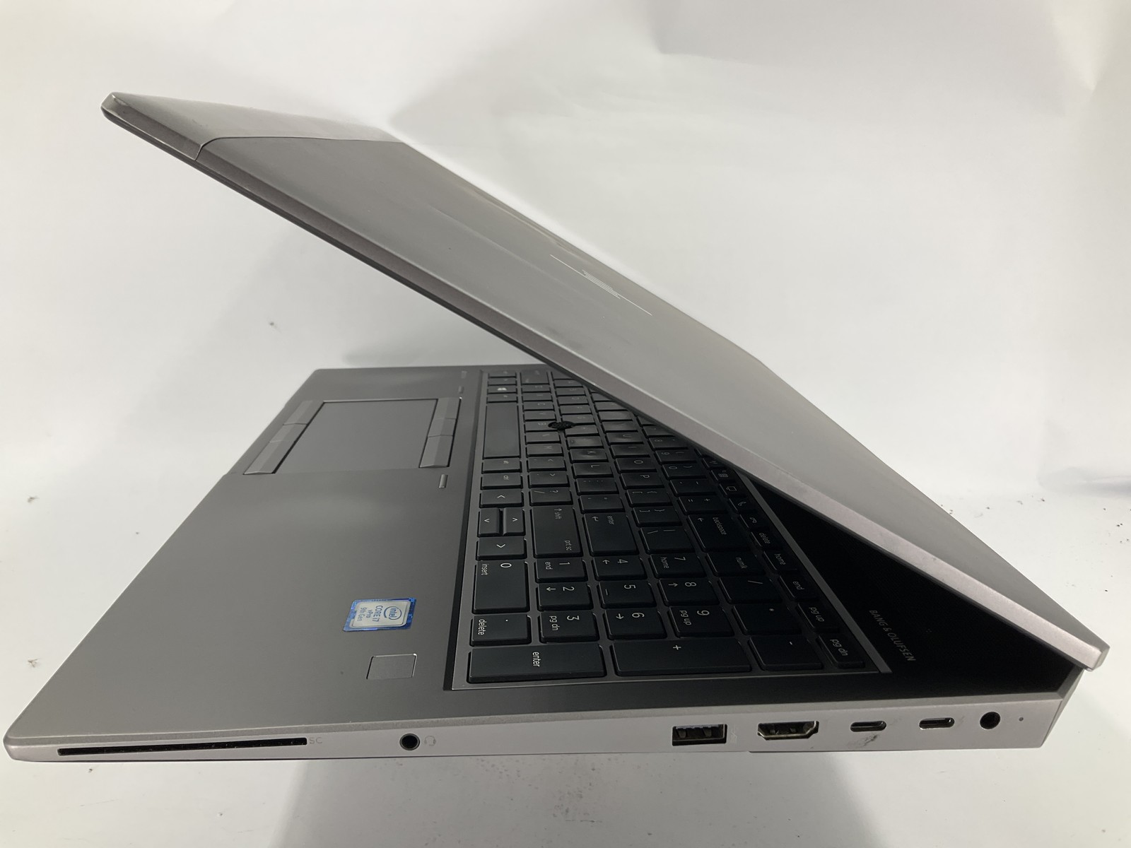 HP Zbook 15 G6 15.6″ Core i7-9850H 512GB 32GB B Win 11 Pro T1000