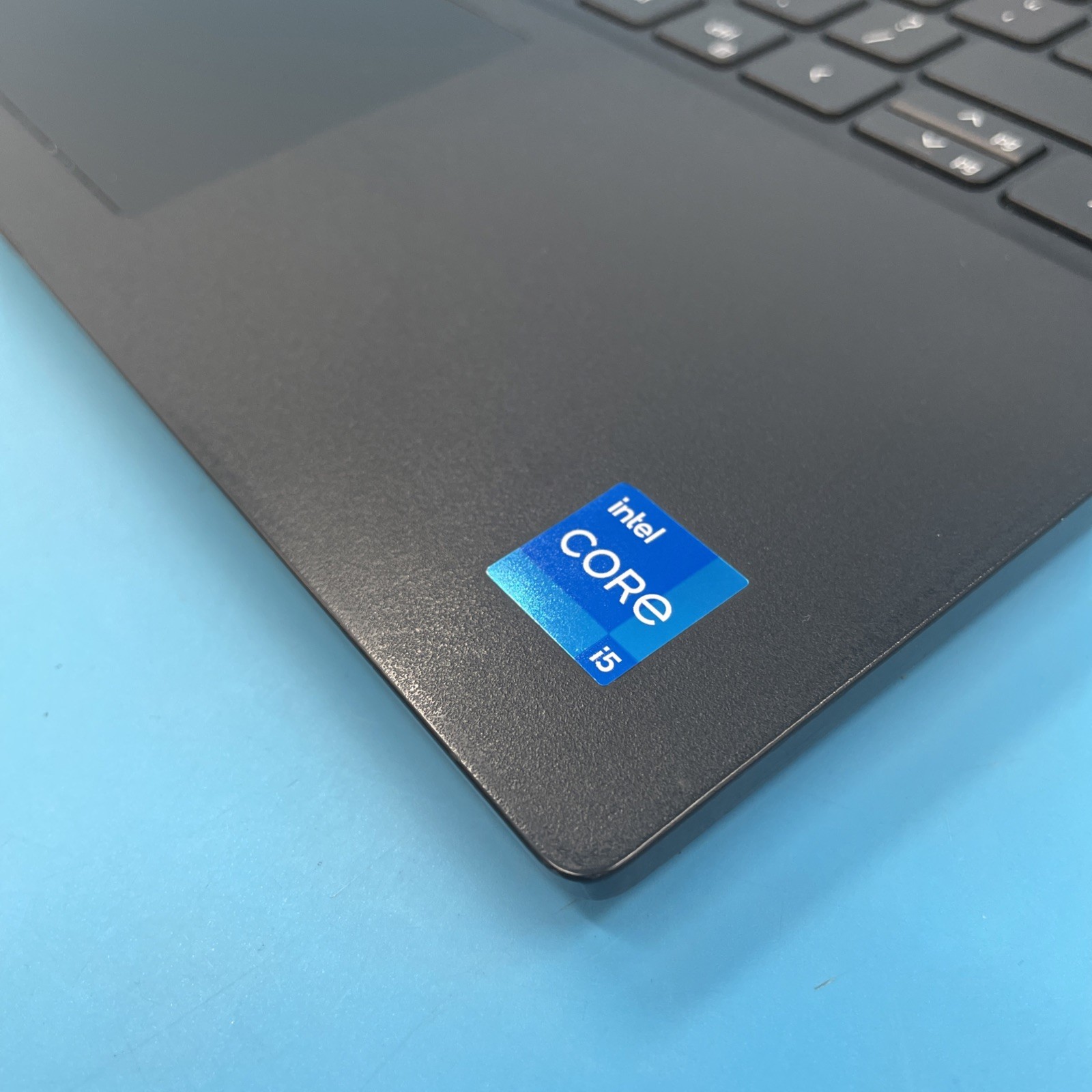 Dell Latitude 3420 | i5-1135G7 | 8GB RAM | 256GB SSD | WIN 11 PRO | 72% BATT