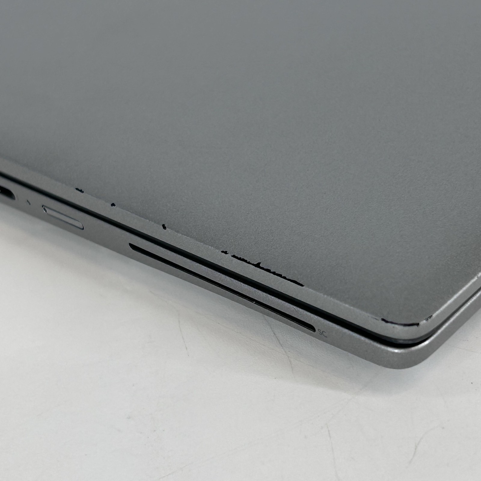 Dell Latitude 5440 14 Gray FHD 1.6 GHz i5-1345U 16GB 256GB SSD Good