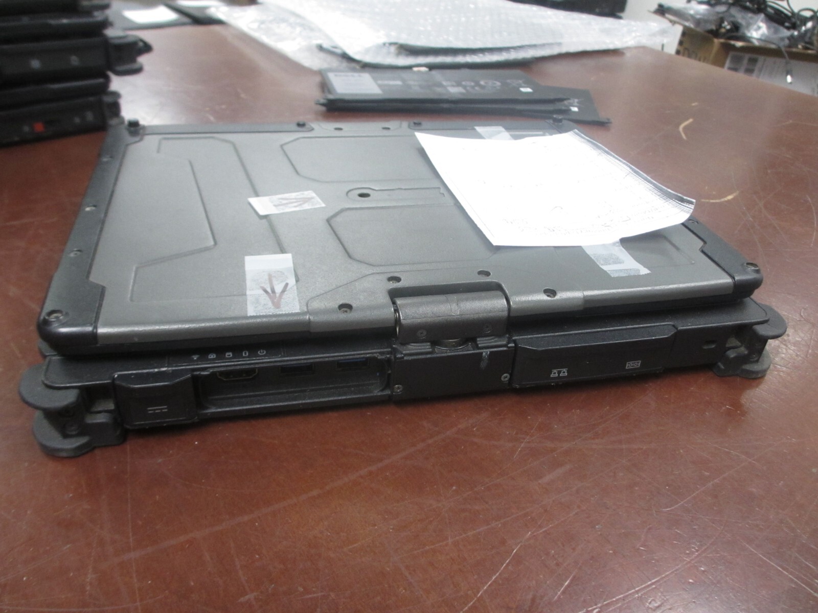 Getac V110 G2 i5 5200U 2.20GHZ 4GB Web-Cam Laptop [NO HDD/CADDY/OS/AC] w/ Pen***