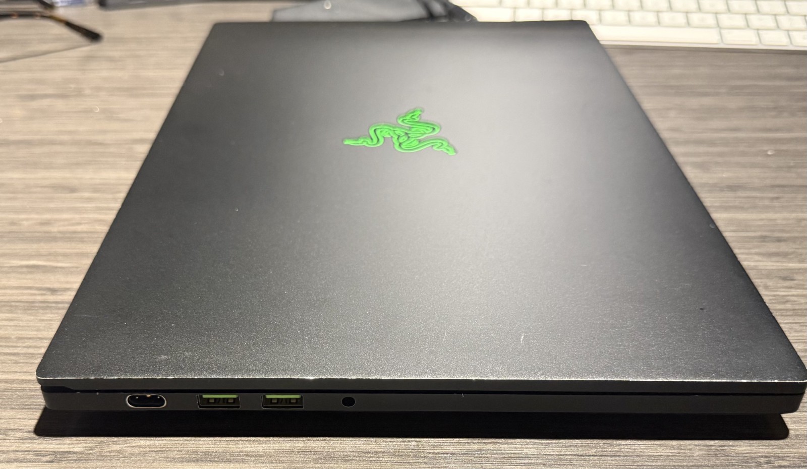 Razer Blade 15 inch (1TB, Intel Core i7 8th Gen,RTX 2070, 32GB Ram)