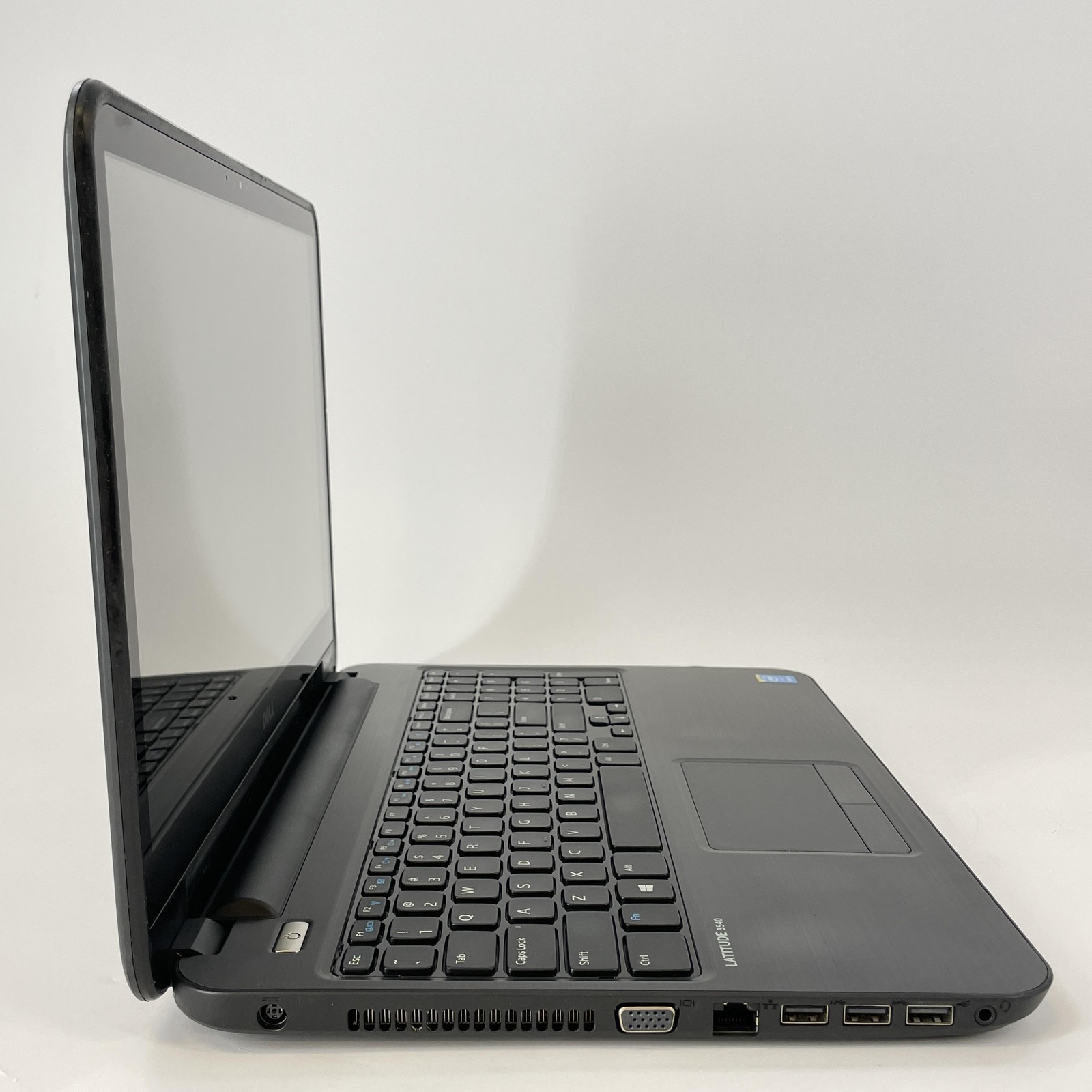 Dell Latitude 3540 15.6 2014 Gray HD TOUCH i5-4210U 1.70GHz 4GB 500GB HDD Fair