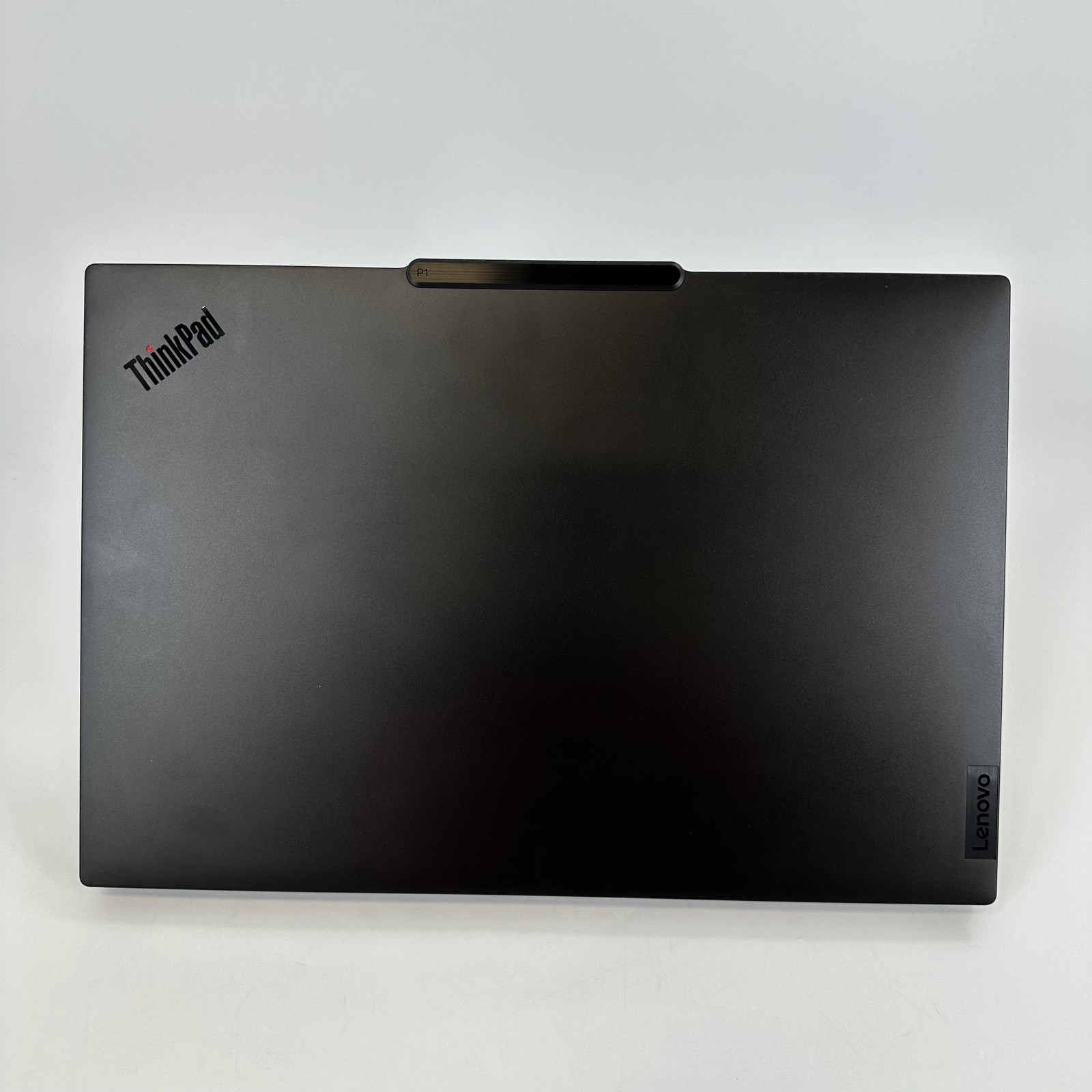 Lenovo ThinkPad P1 Gen 7 16 UHD+ TOUCH Ultra 9 185H 64GB 2TB/2TB RTX 3000 Ada