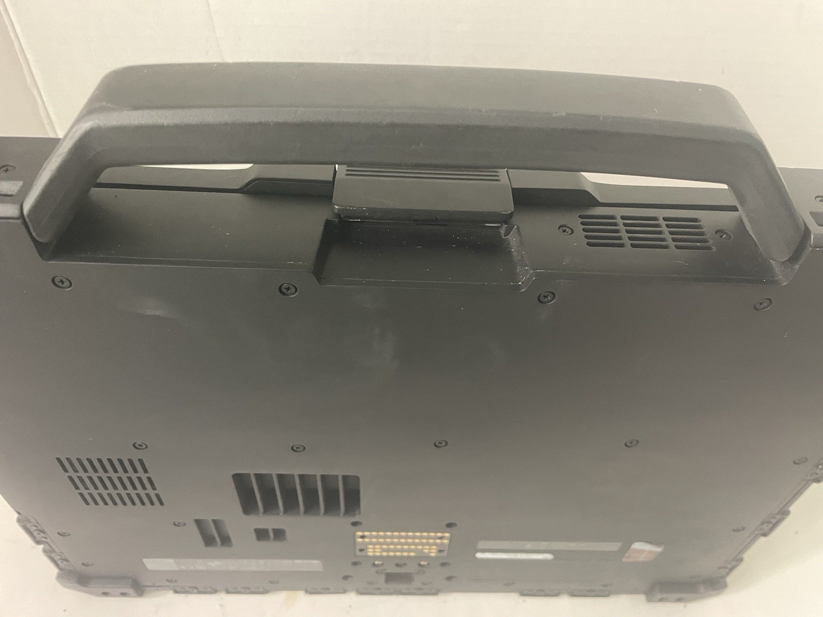 Dell 14 RUGGED 7414 Intel i5-6300U @2.40GHz 16GB NO SSD WEBCAM NO OS READ