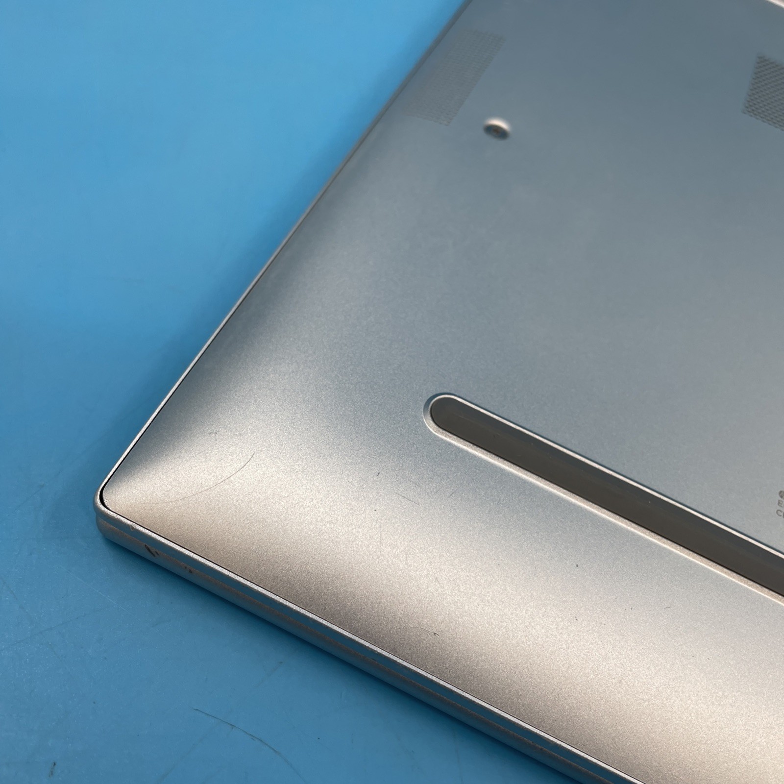 HP EliteBook 840 G10 | i5-1345U | 16GB RAM | 256GB SSD | WIN 11 PRO | 75% BATT