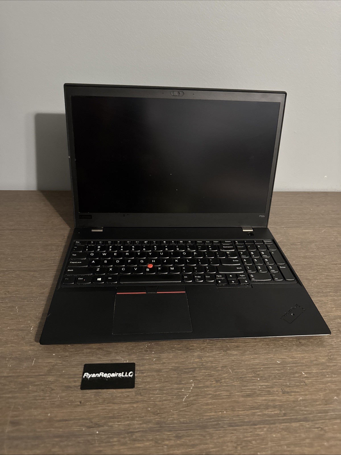 Lenovo ThinkPad P52s – No Battery / HDD / RAM – Parts or repair
