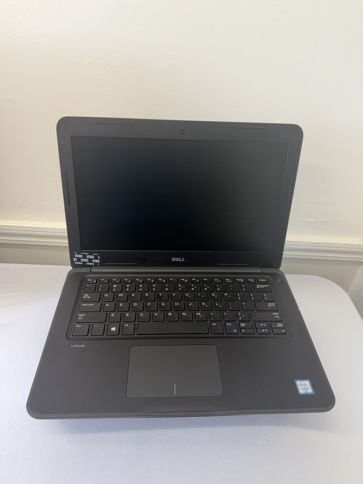 Dell Latitude 3380 Laptop – Good Screen – Intel i3-6006U – RAM 4GB – Read Des