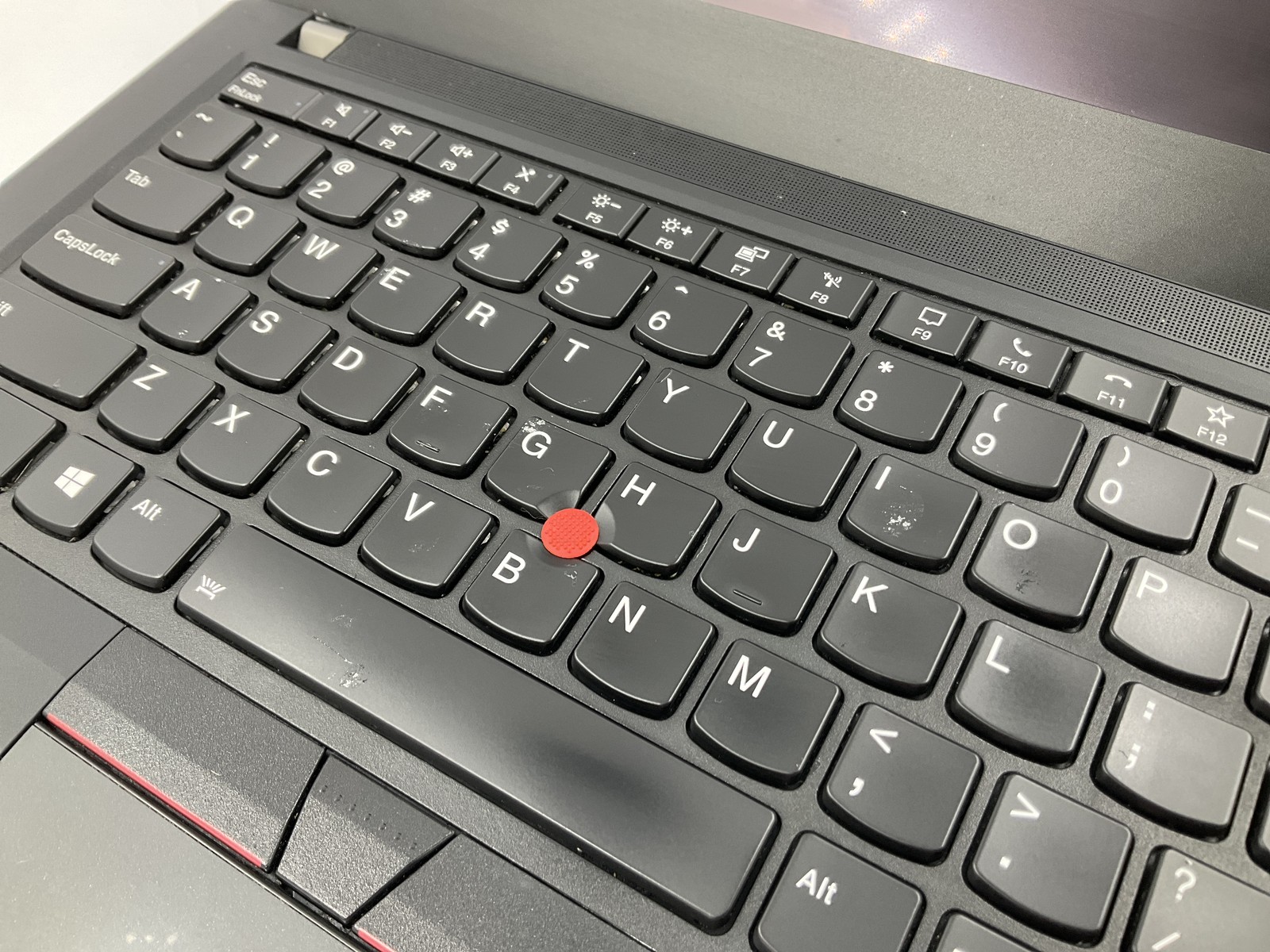 Lenovo ThinkPad P14s Gen 2 14″ Touch AMD Ryzen 7 Pro 5850U 1TB 32GB B Win 11 Pro