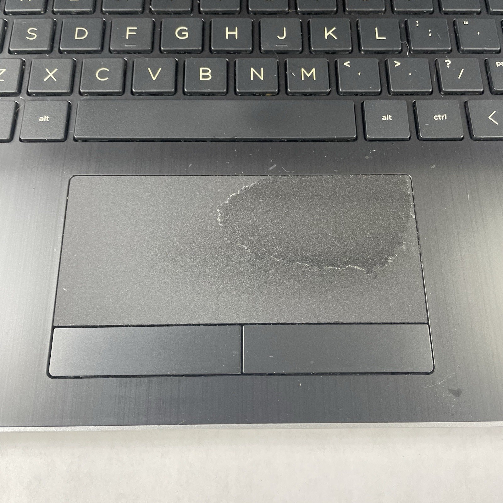 HP 15-da0073ms 15.6″ i5-7200U 2.50 GHz 8 GB RAM No SSD/OS/Battery – Bad Bottom