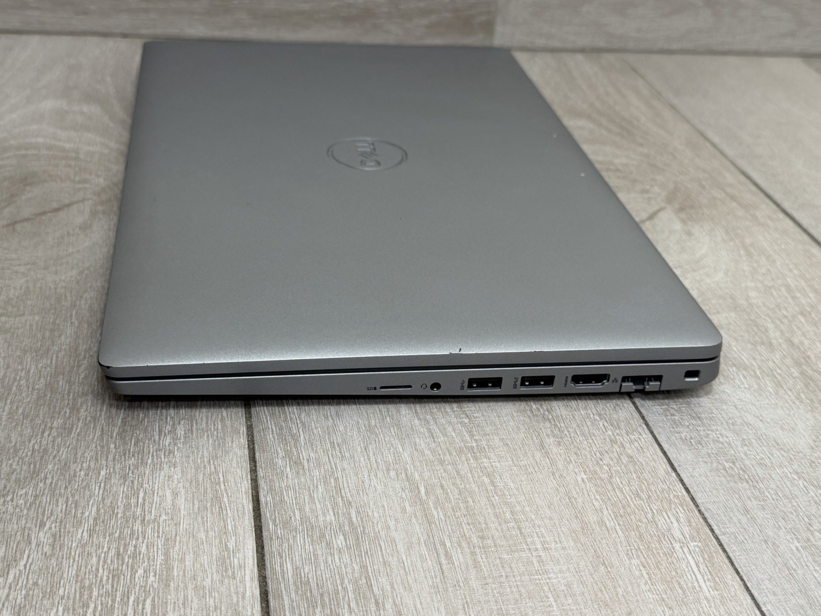 Dell Precision 3560 15.6″ FHD Core i5-1145G7 NVIDIA T500 256GB NVMe 8GB RAM