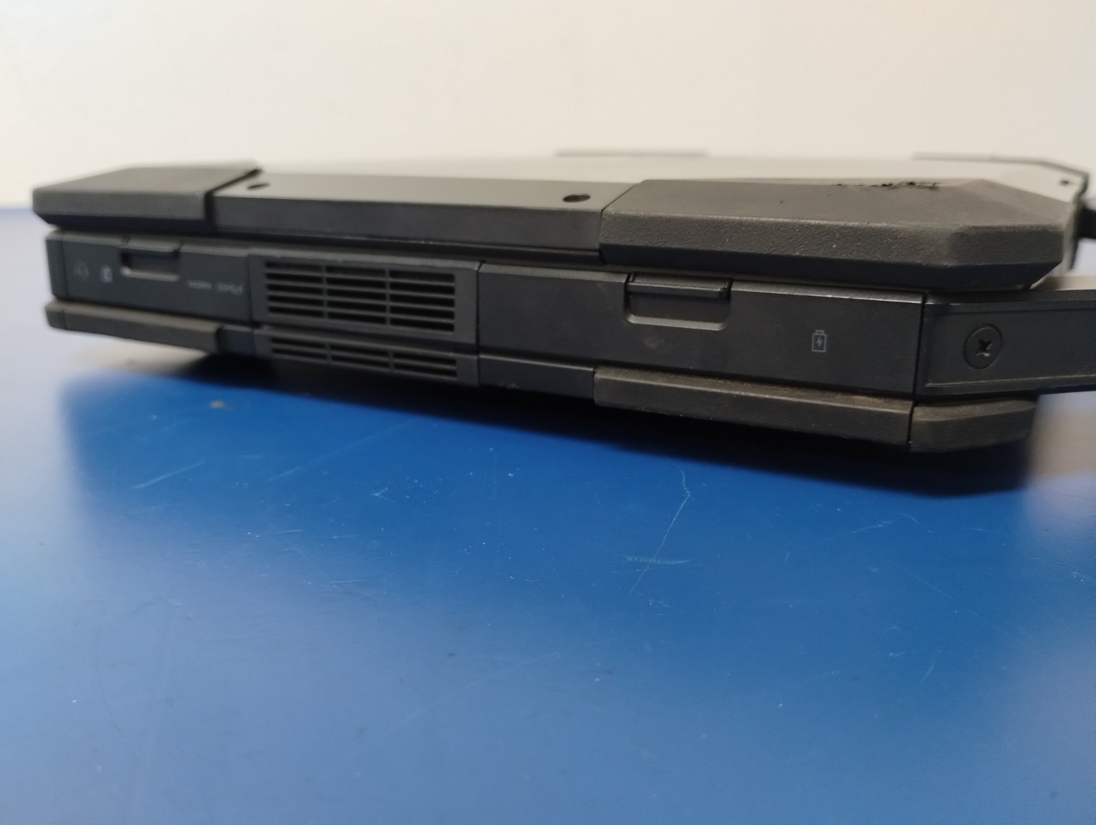 DELL LATITUDE 5414, Intel Core i5-6300U, 2.40 GHz, 12 GB RAM, 256 GB M.2
