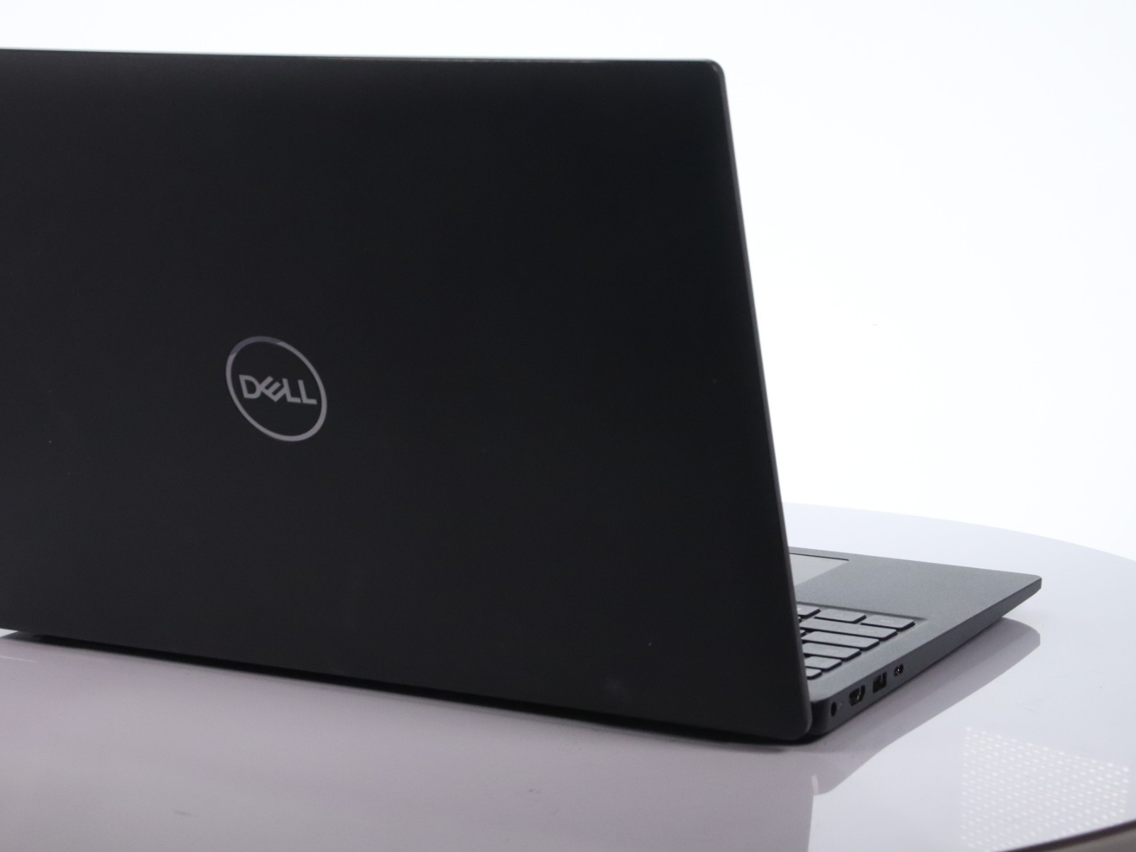 Dell Latitude 3520 Core i7-1165G7 8GB RAM 256GB SSD Win11Pro