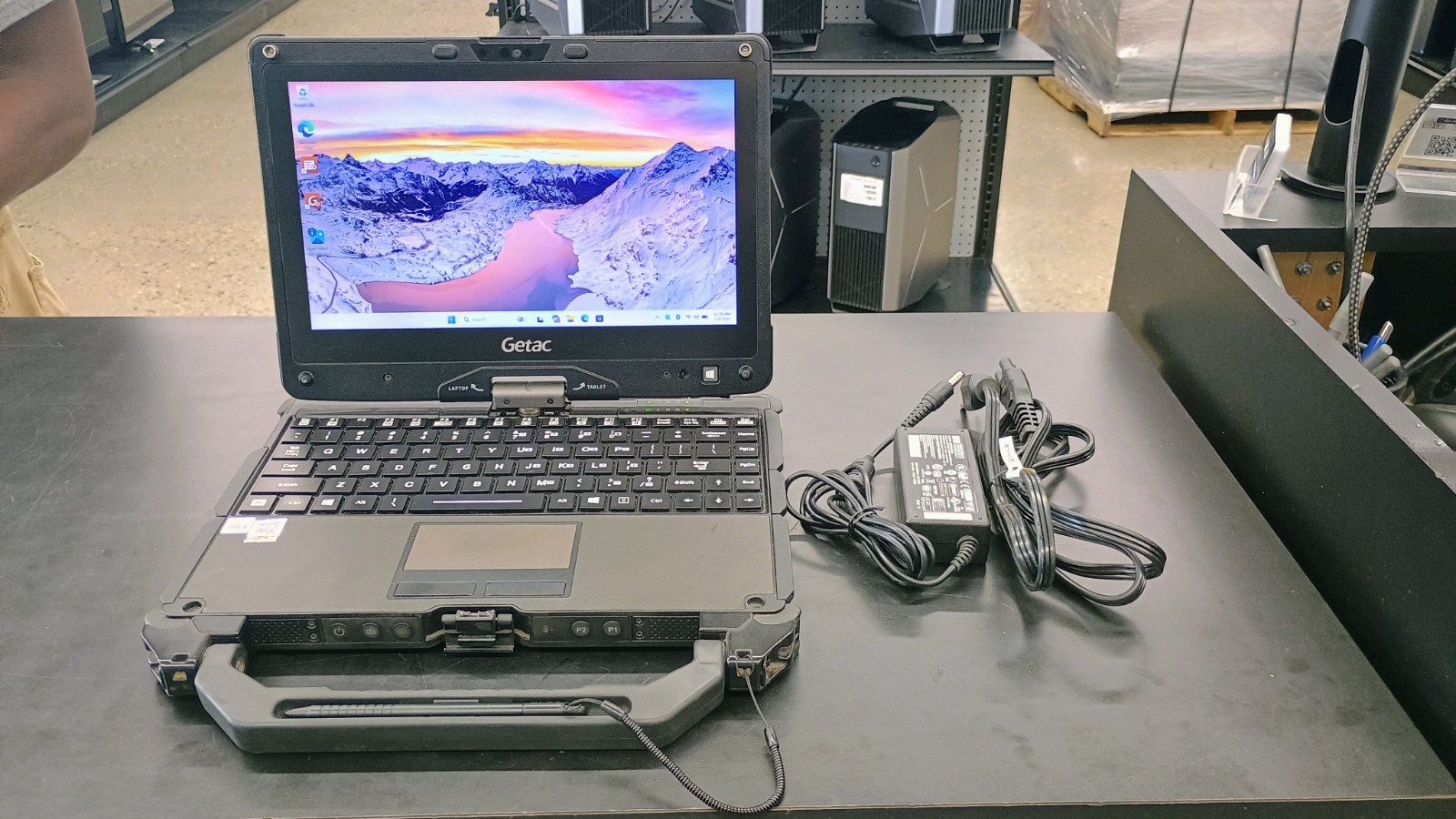Getac V110G6 Quad Core i5-10210U 1.60GHz – 256GB SSD – 16GB – Win 11 Pro