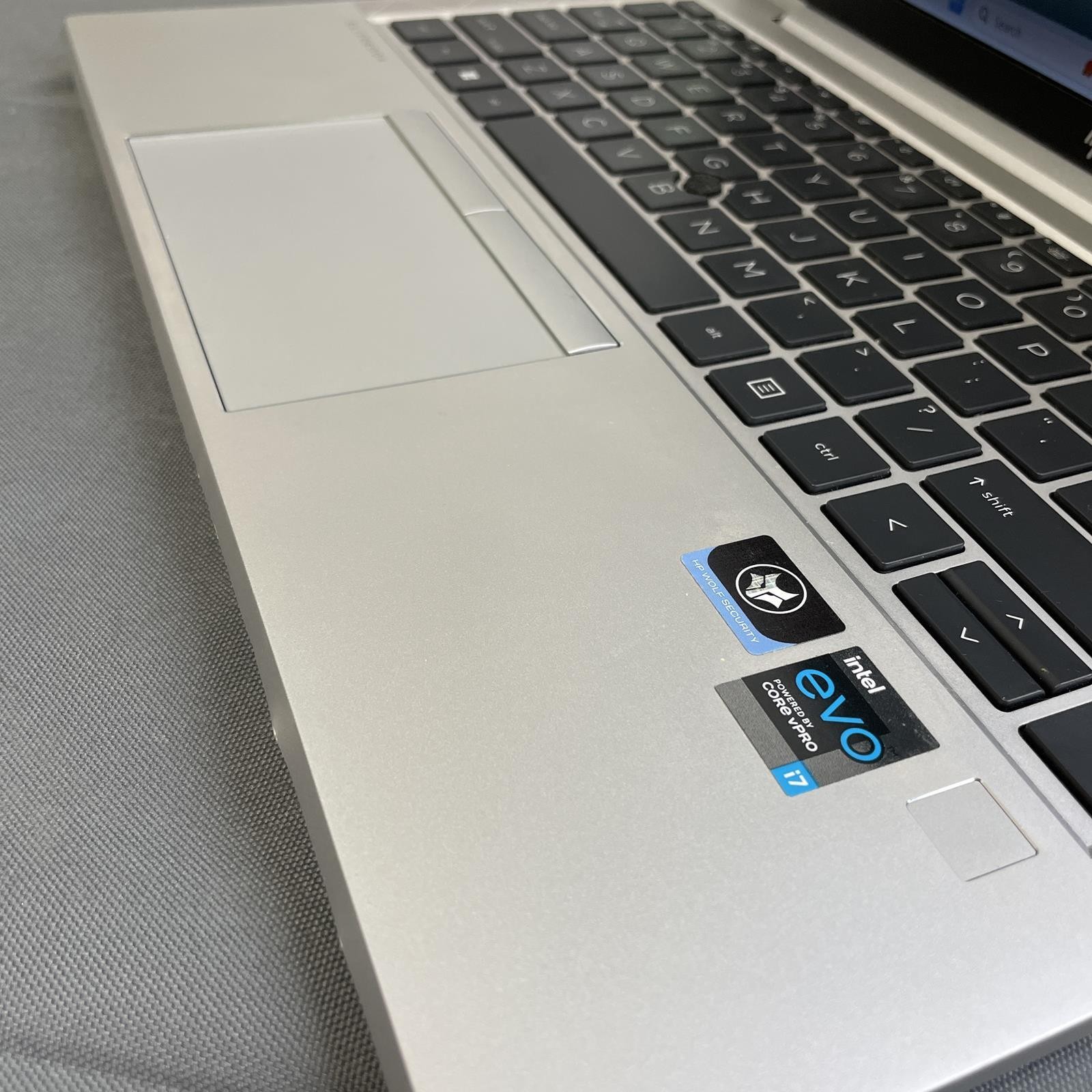 HP EliteBook 840 G8 14″ FHD, i7-1185G7, 16GB, 256GB NVMe, Win 11 | Fair Cond