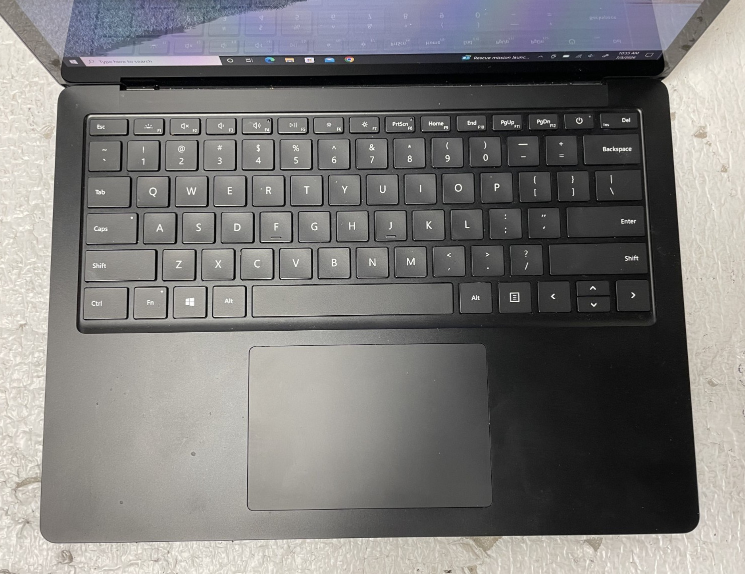 Microsoft Surface 1868 Intel i7-1065G7 @1.30GHz 16GB RAM 256GB SSD Win10Pro READ