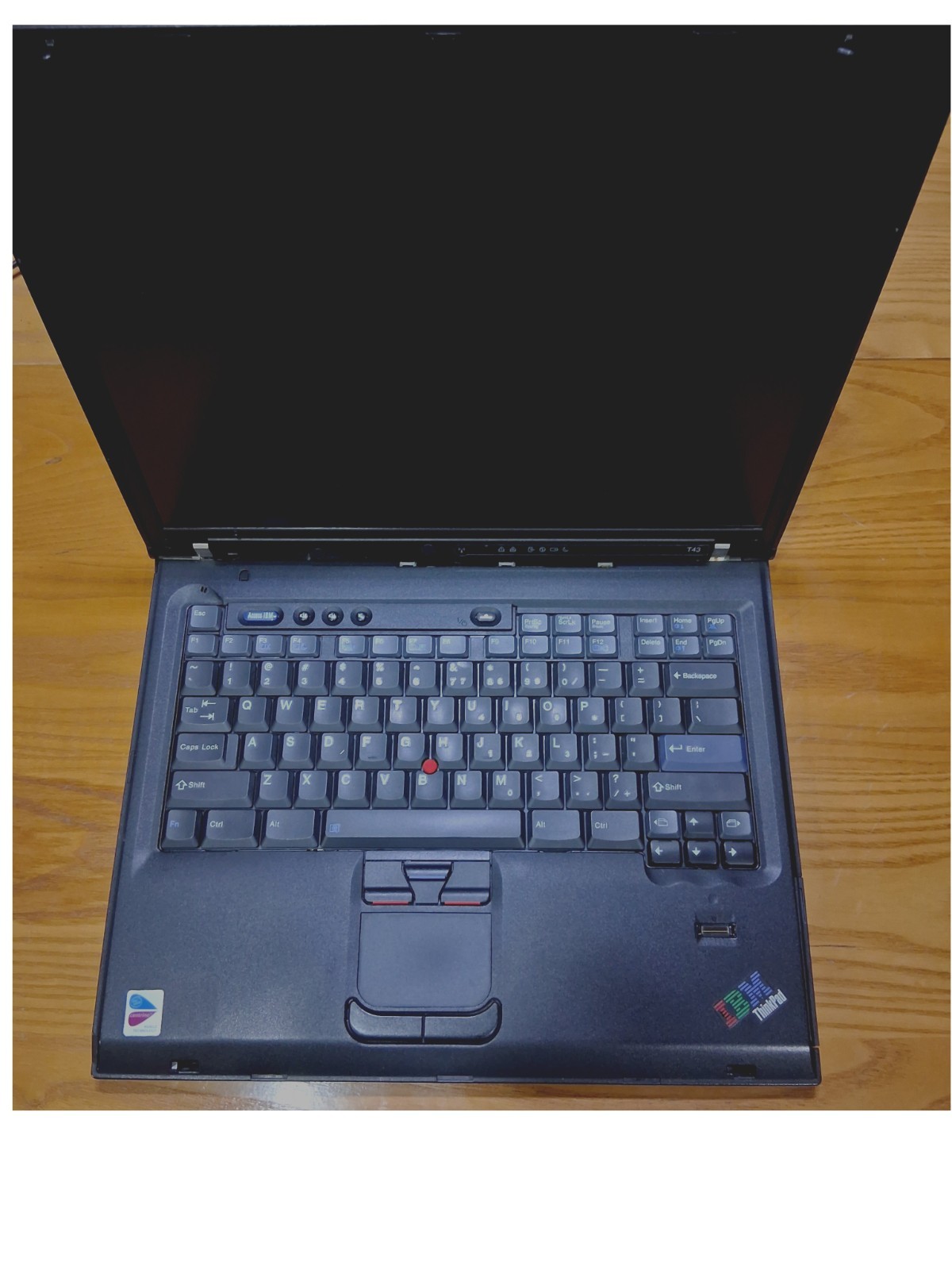 T43 IBM Thinkpad Laptop , Very Clean, 100% Tested. ATI Graphics, 15-in SXGA