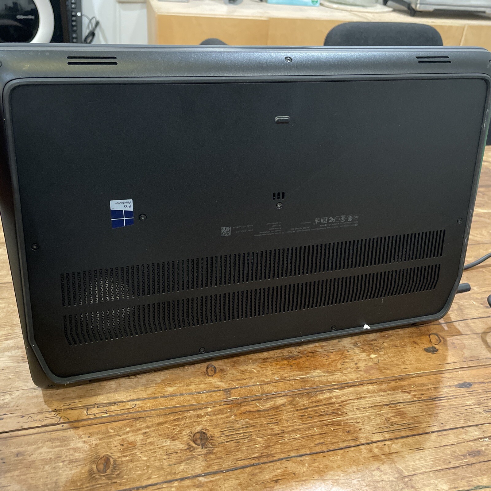 HP ZBook 17 G3 Intel Core i7-6820HQ 256GB NVMe 32GB RAM M2000!
