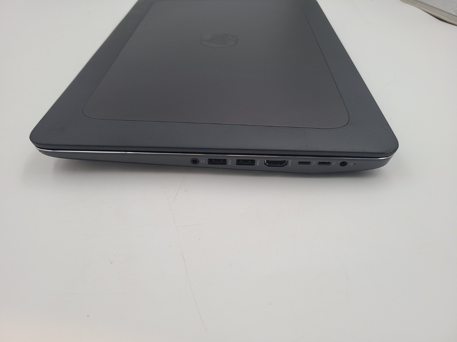 HP zBook 15 G4 i7-7820HQ 2.90GHz 16GB Ram 512GB SSD Win 11 Pro