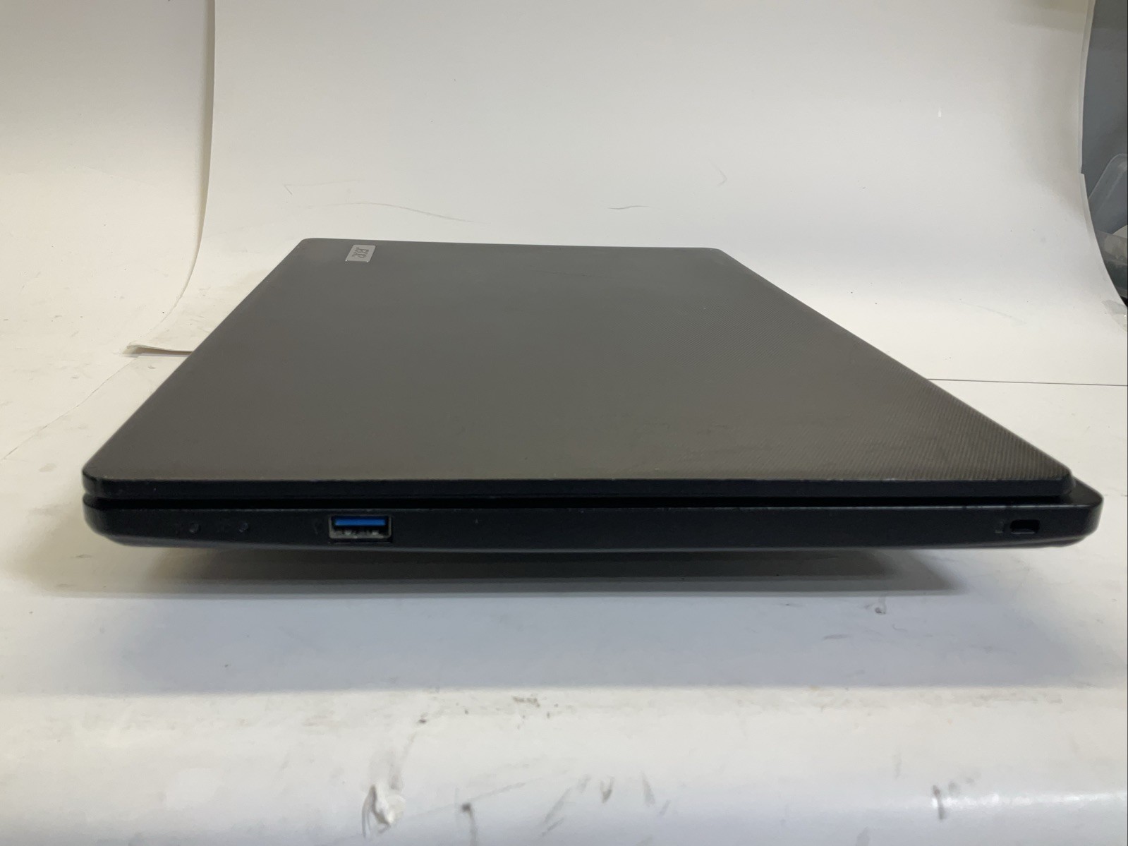 Acer TravelMate P214-52 Laptop/ i7-10th Gen/ 16GB RAM/ 256GB SSD/FHD/W11/(122F)