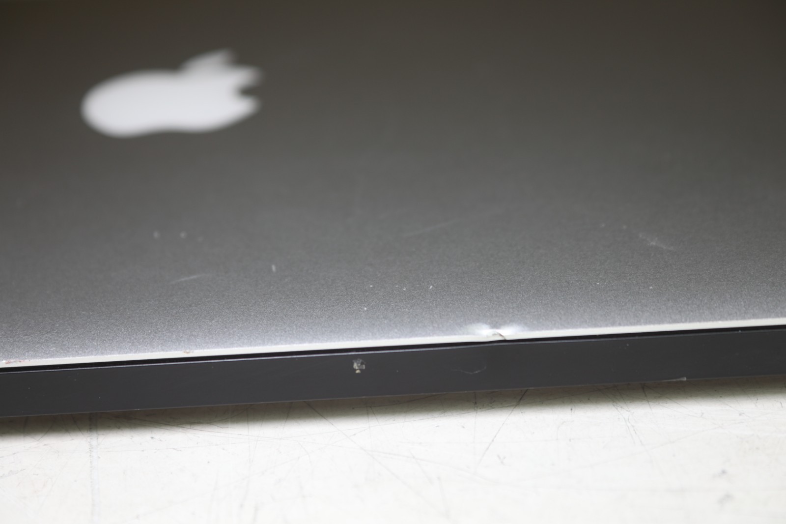 MacBook Air (A1466) Intel(R) Core(TM) i5-3427U CPU @ 1.80GHz-4GB RAM-128GB SSD