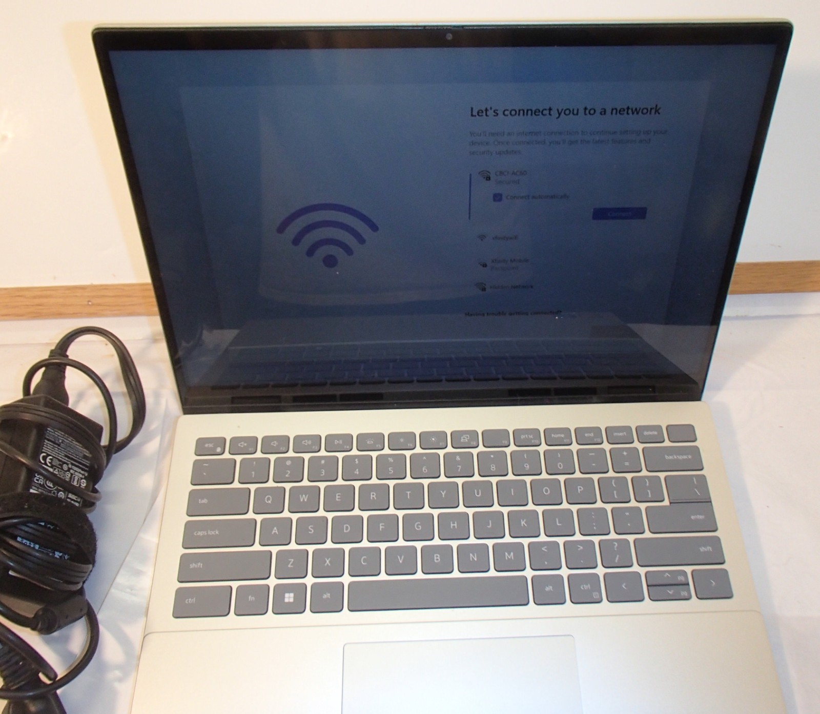Dell Inspiron 5425 14” (1TB SSD AMD Ryzen 7 5825U 16GB RAM) Laptop P157G
