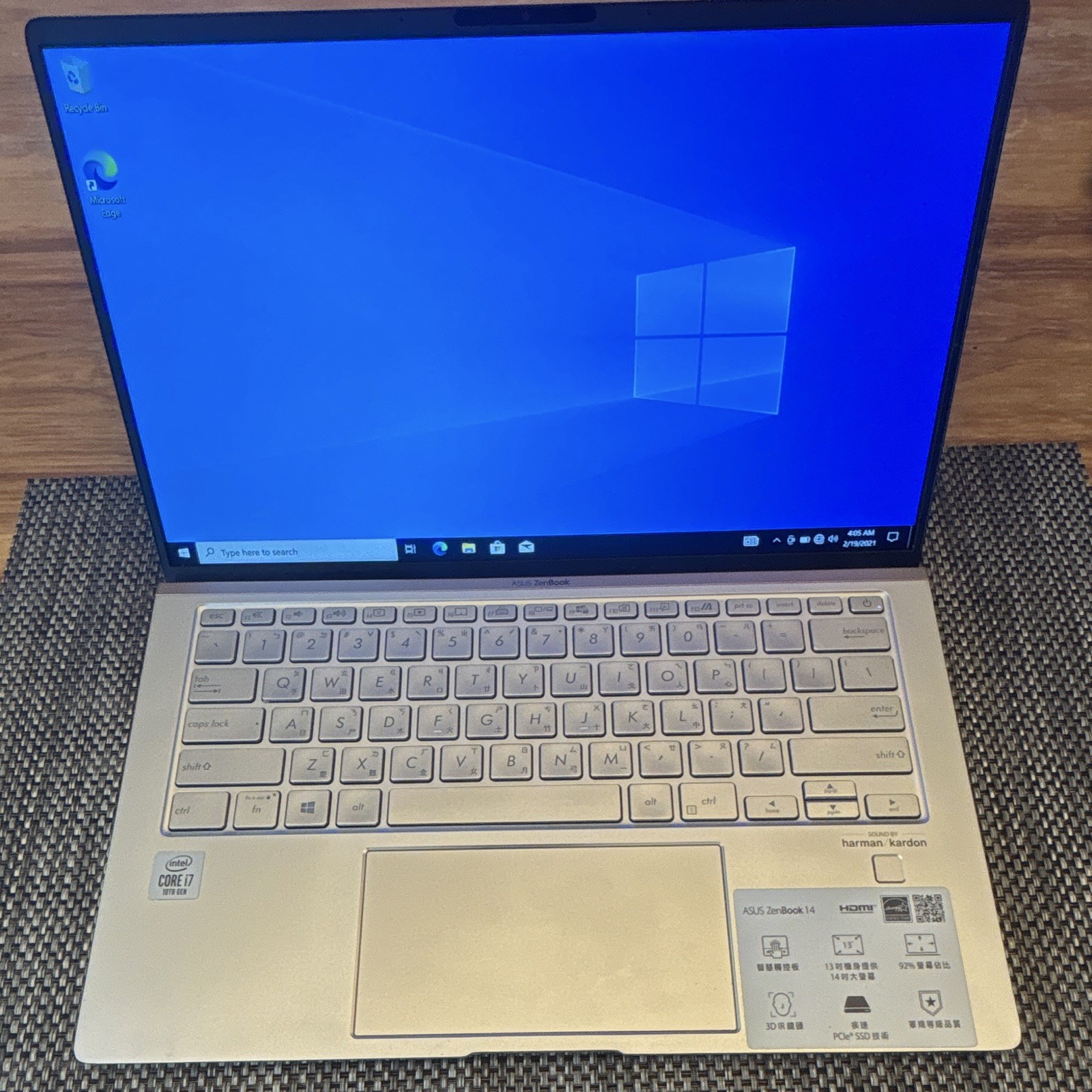 ASUS ZenBook 14 UX425JA 14” i7-10810U 32GB RAM 512GB SSD Windows 10 Laptop（02）