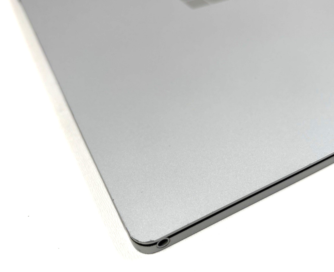 Microsoft Surface Book 2 1832 i5-7300U RAM 8GB 256GB 13.5″ Tablet Grade A