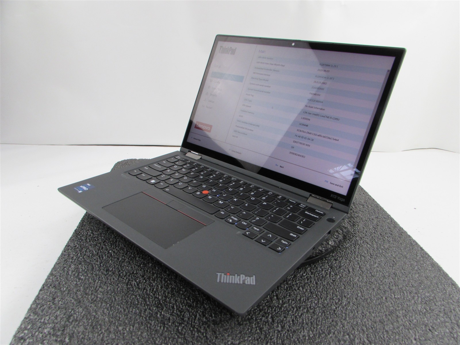 LENOVO THINKPAD X13 YOGA (Gen 3) 13.3″ 2-in-1 I5-1245U 256GB SSD 16GB RAM WIN 11