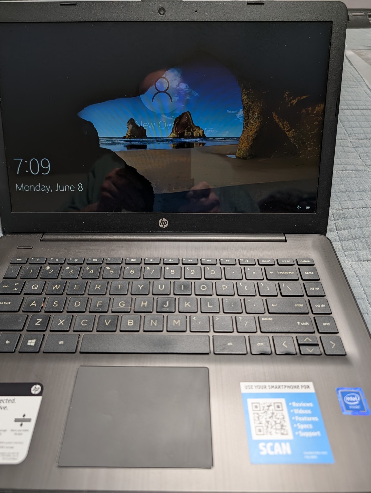 HP Stream (6SH07UA) 14-cb164wm 14 inch (32GB, Intel Celeron N, 1.10 GHz, 4GB)