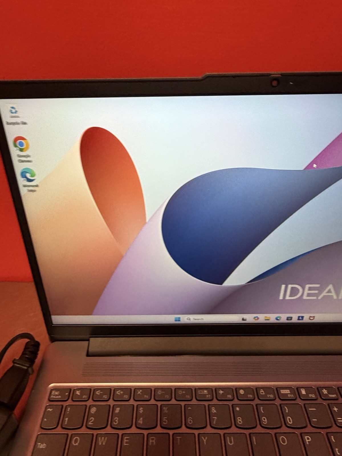 LENOVO 82X700EDUS IdeaPad Slim 3 15IRU8 15.6″ FHD i5-1334U 1.3GHz