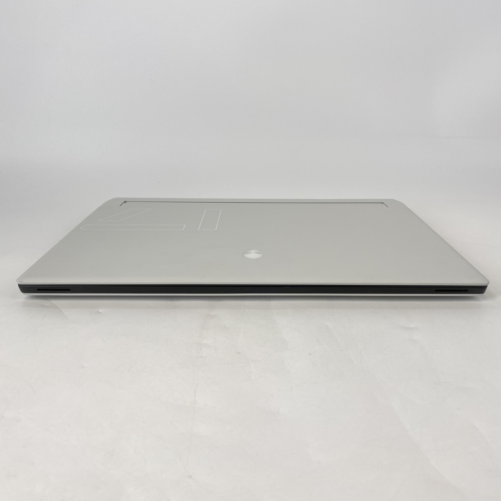 Dell Alienware X17 R1 360Hz FHD i7-11800H 2.3GHz 32GB 2TB SSD RTX 3070 Very Good