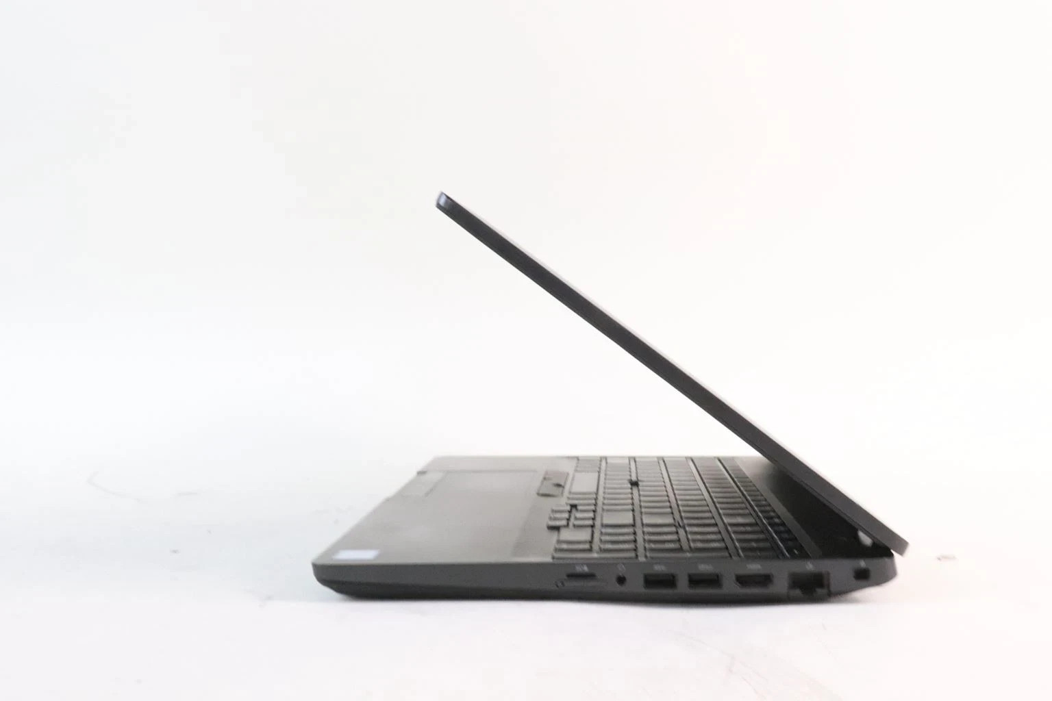 Dell Latitude 5500 15.6” FHD Laptop Intel i5-8365U 16GB RAM 256GB SSD Win 11 Pro
