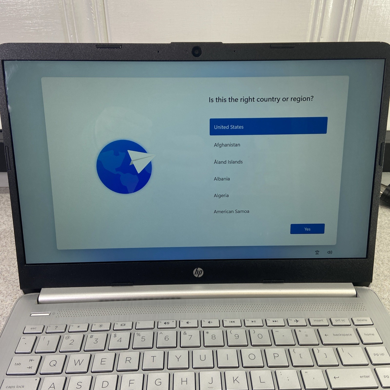 HP 14-fq0110wm HP 14″ FHD AMD Ryzen 3 3250U 2.6GHz AMD Radeon Graphics 4GB RAM