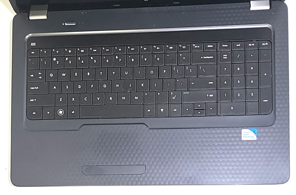 HP G72 Pentium 2.00GHz 8GB Ram 128GB SSD 17.3” LCD Win 11 Home