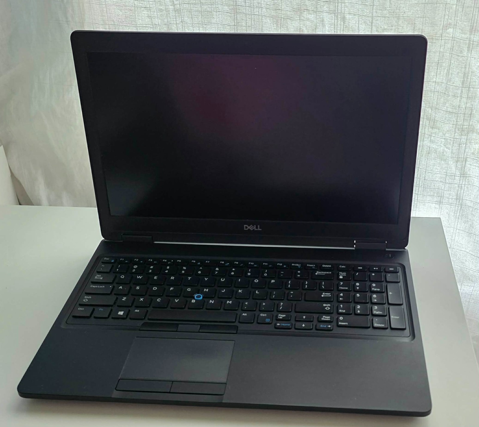 Dell Latitude 5590 i5-8250U 8GB RAM 256GB SSD 15.6″ FHD Windows 10