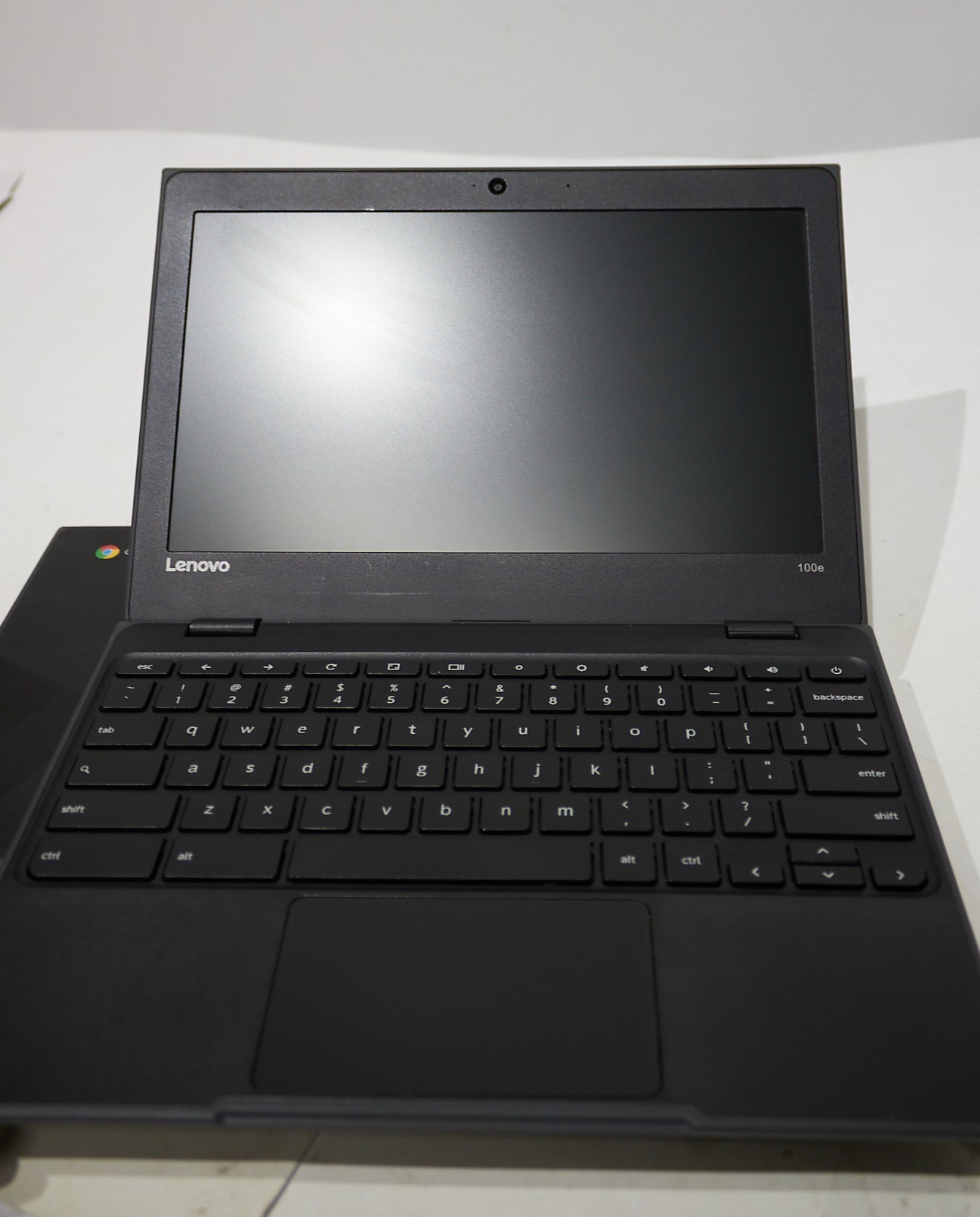 Lenovo 81ER0002US Chromebook 100e 11.6″ HD N3450 1.10GHz 4GB RAM 32GB eMMc