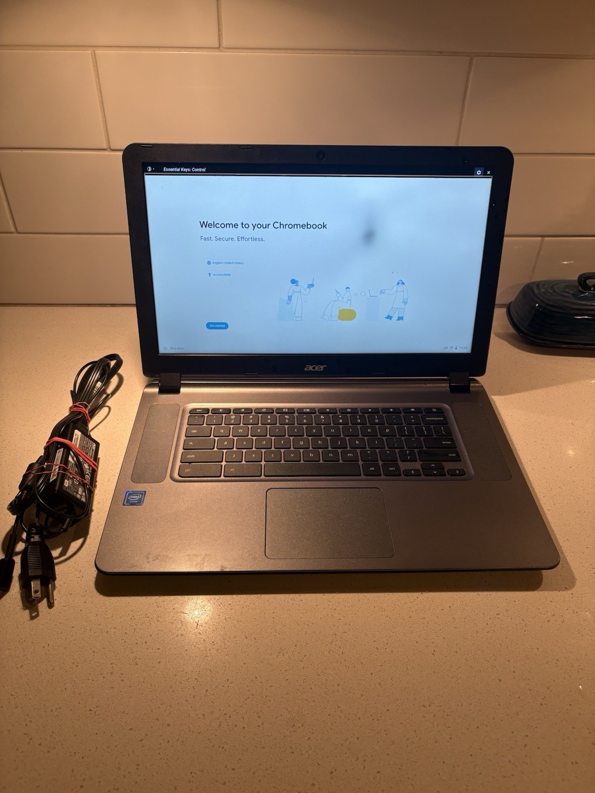 Acer Chromebook CB3-532-C47C 15.6′ 16GB Flash, Celeron 2GB RAM(read Description)