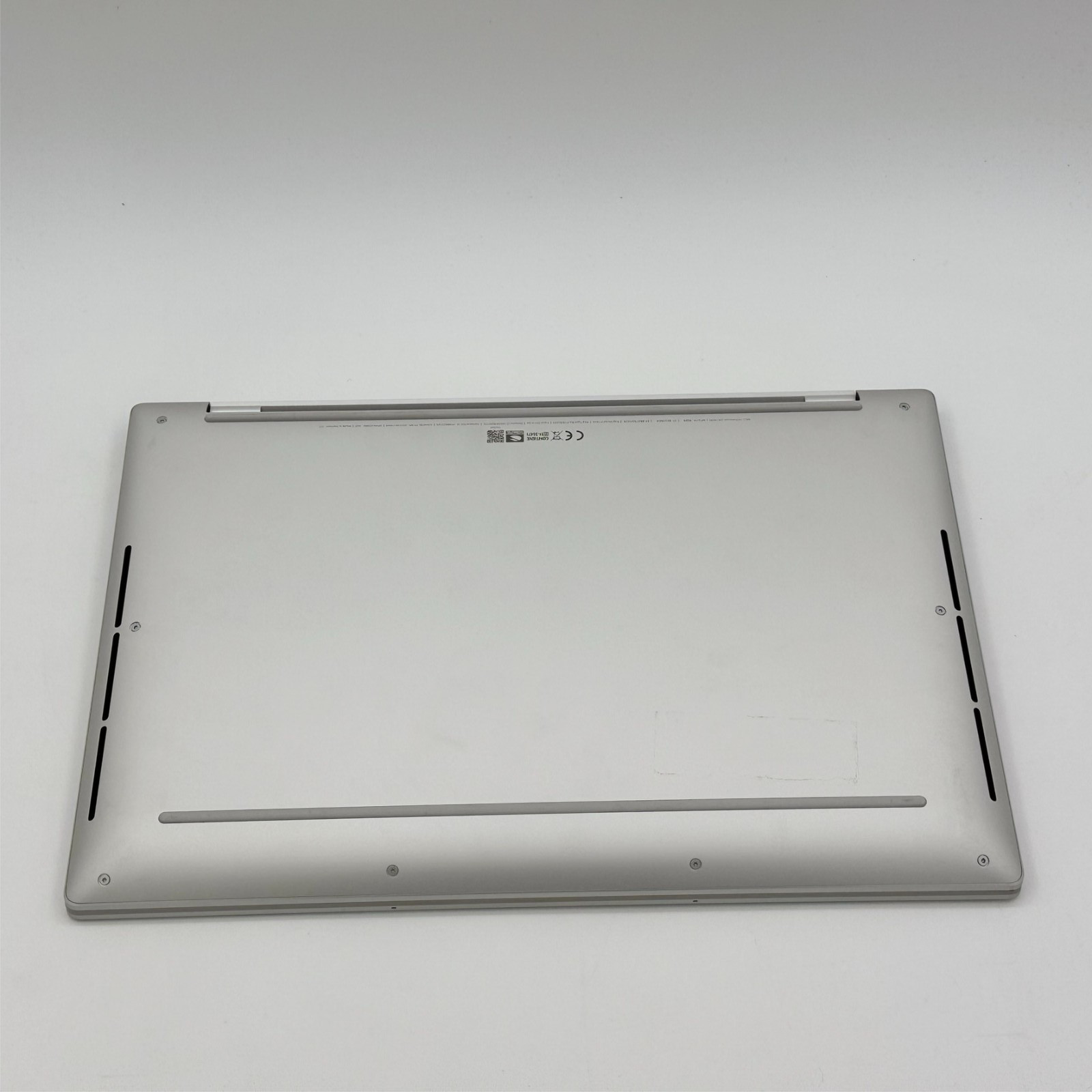 Dell Premium 14.5″ 3.2K OLED Touch Laptop Intel Ultra 7 255H 32GB 1TB SSD
