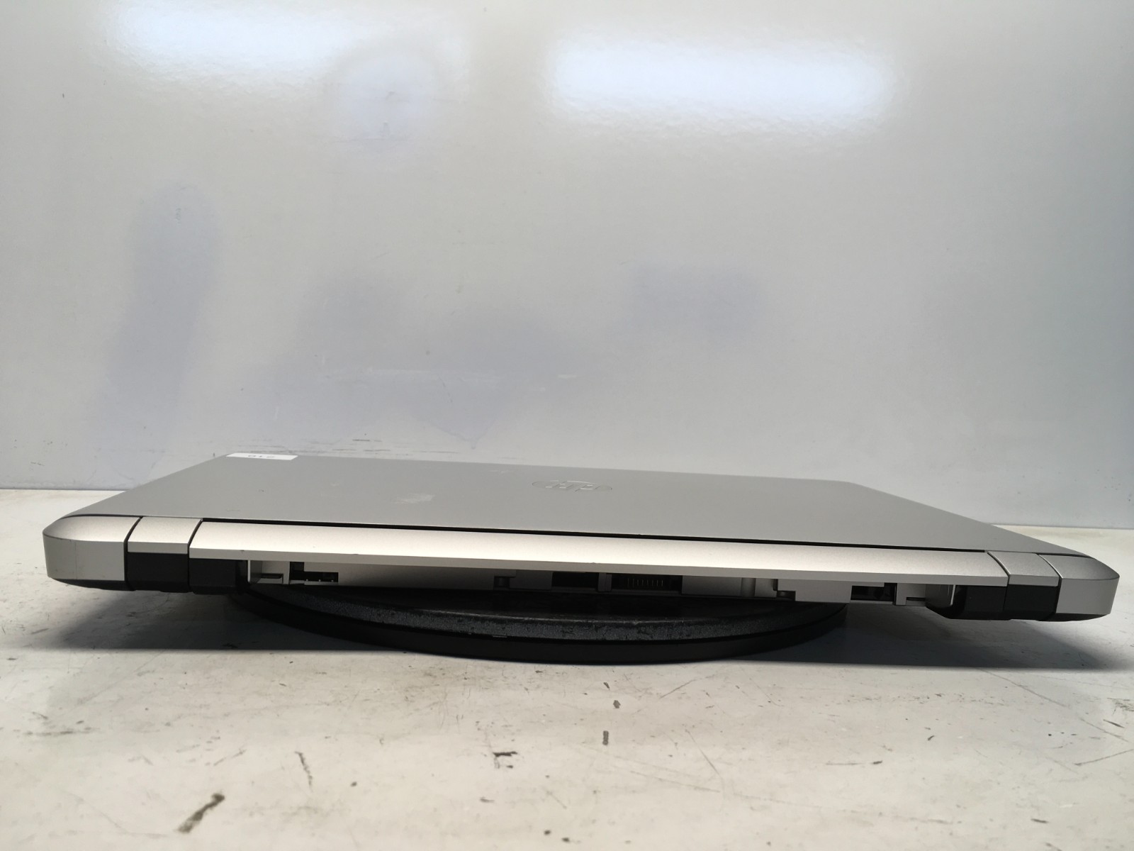 HP Pavilion 17T-G100 Intel i5-6200U 2.3GHz 8 GB NO HDD/Battery