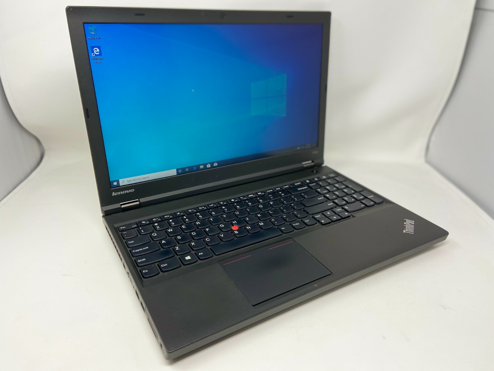 Lenovo T540p 15″ i5-4300M 2.6GHz 16GB 256GB SSD Win10 1080p NVidia Gaming Laptop
