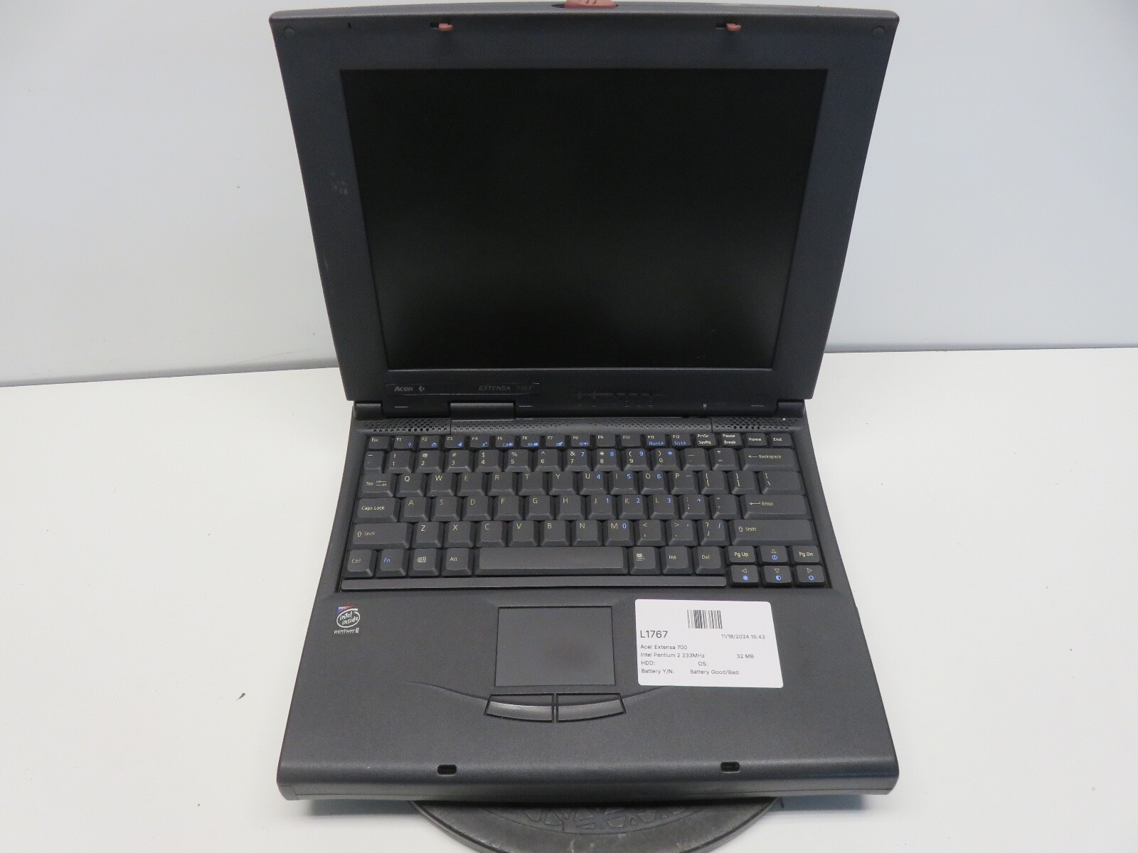 Acer Extensa 700 Intel Pentium 2 233MHz 32 MB NO HDD No Batt