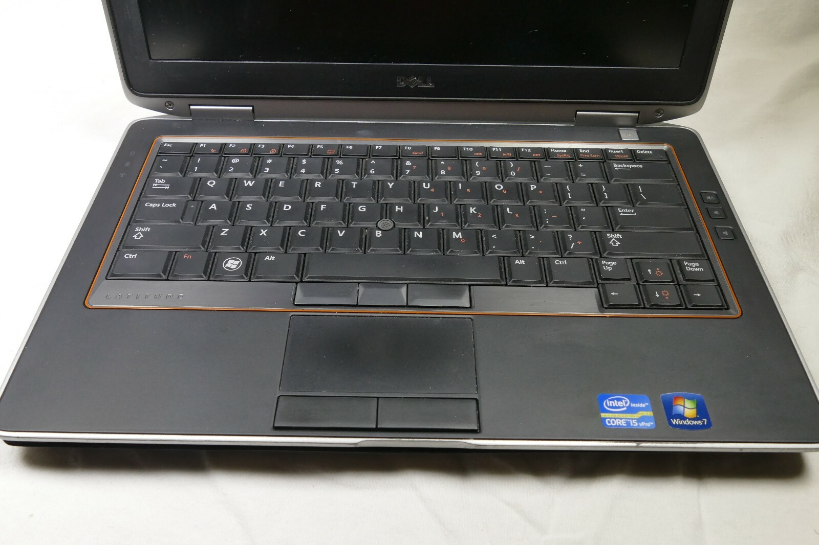Dell Latitude E6320 Laptop i5 2.5GHz 4GB Ram  DVD 13.3″