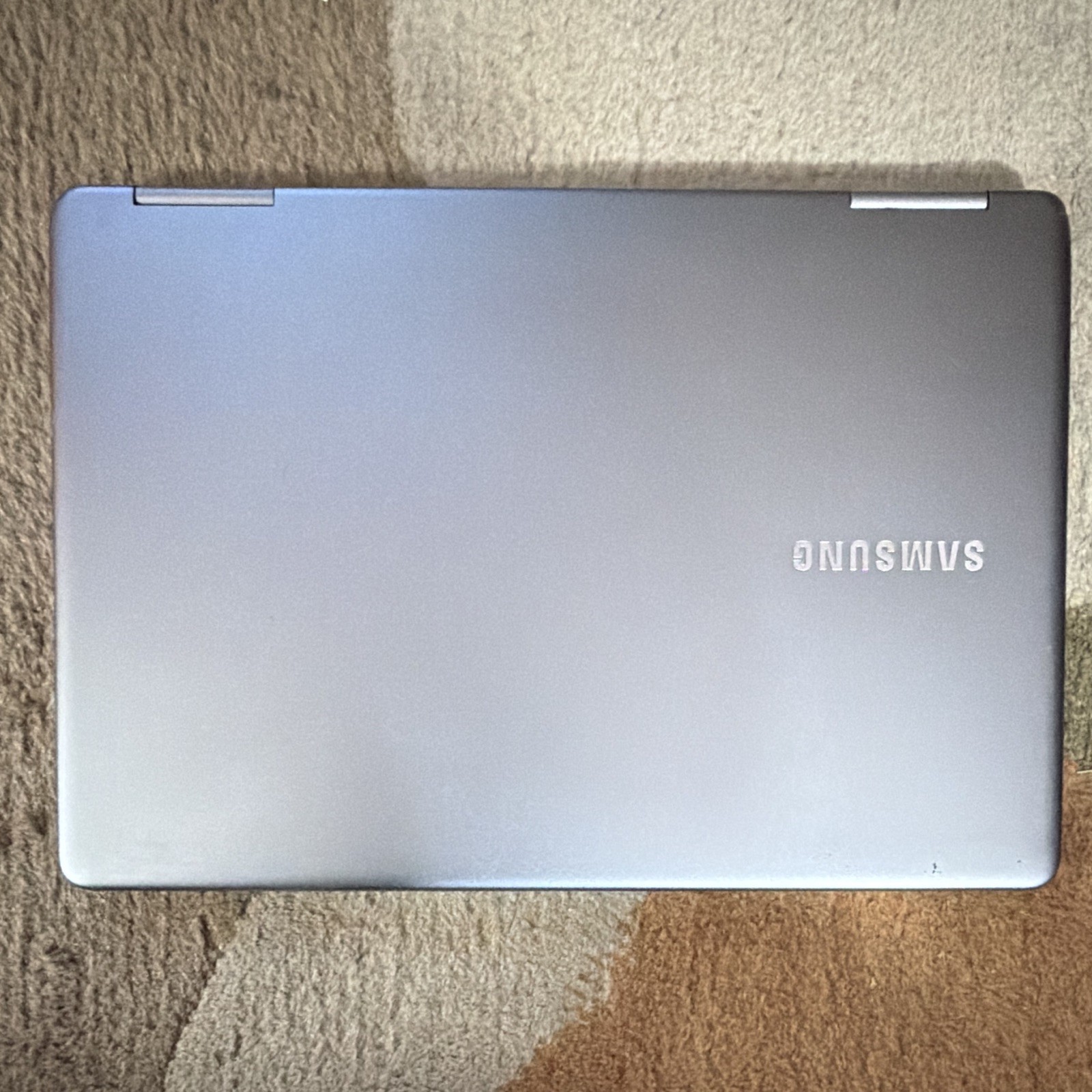 Samsung Notebook 9 Pro 15″ i7 16GB 256GB SSD Win10 Silver w/ Charger