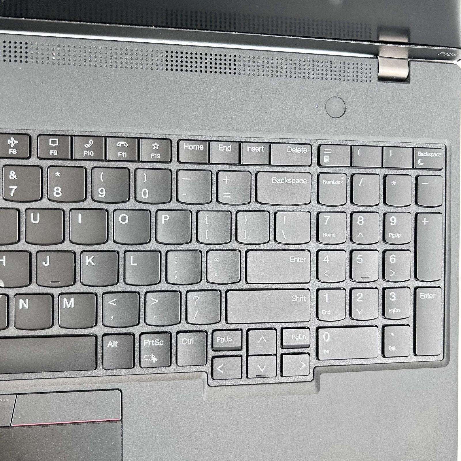 Lenovo ThinkPad P16s Gen 1 FHD+ TOUCH i7-1260P 16GB 512GB SSD T550 – LOOSE HINGE