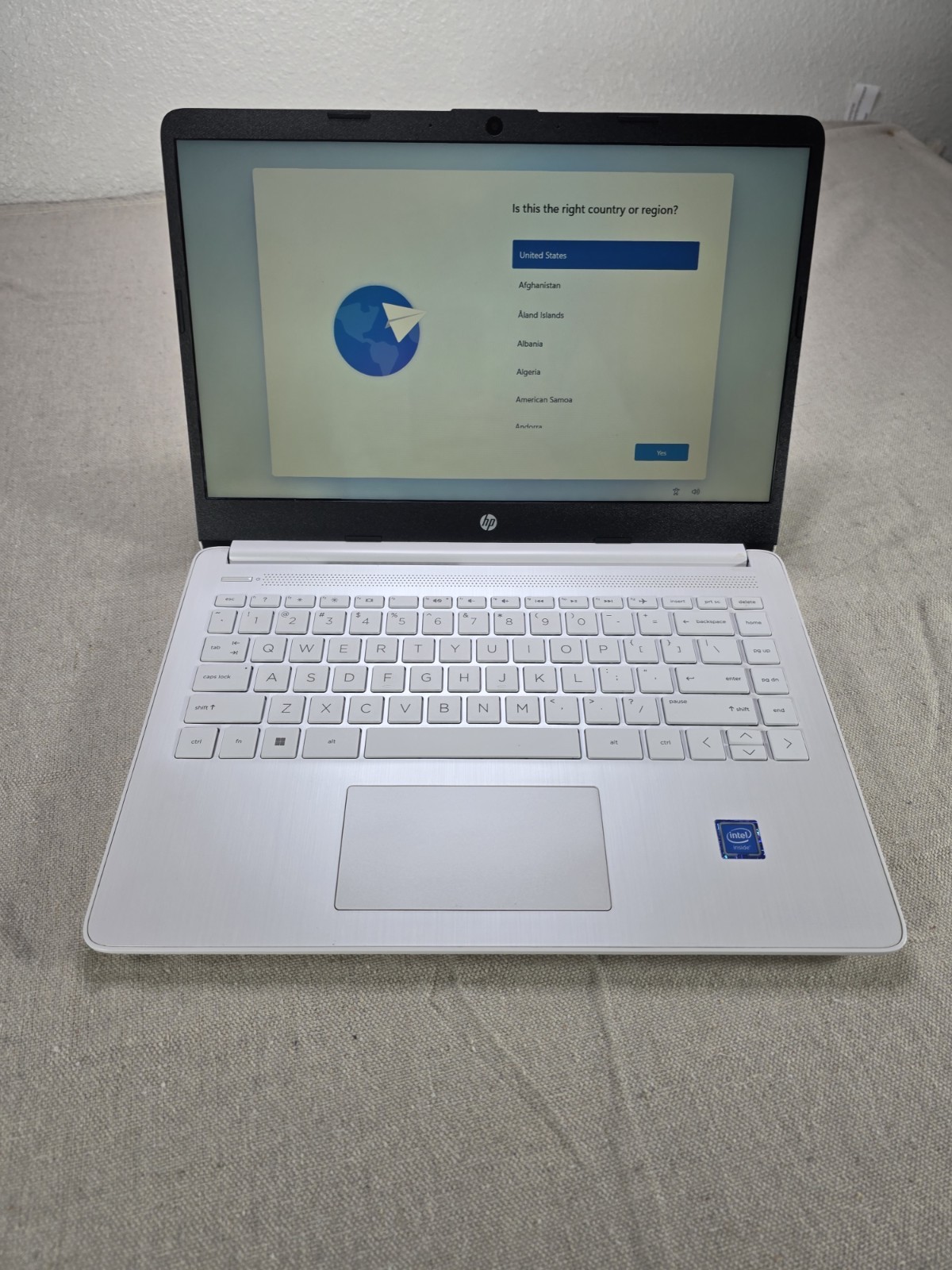 HP 14-dq0052dx 14″ Laptop Intel Celeron Windows 11 Silver Tested Working