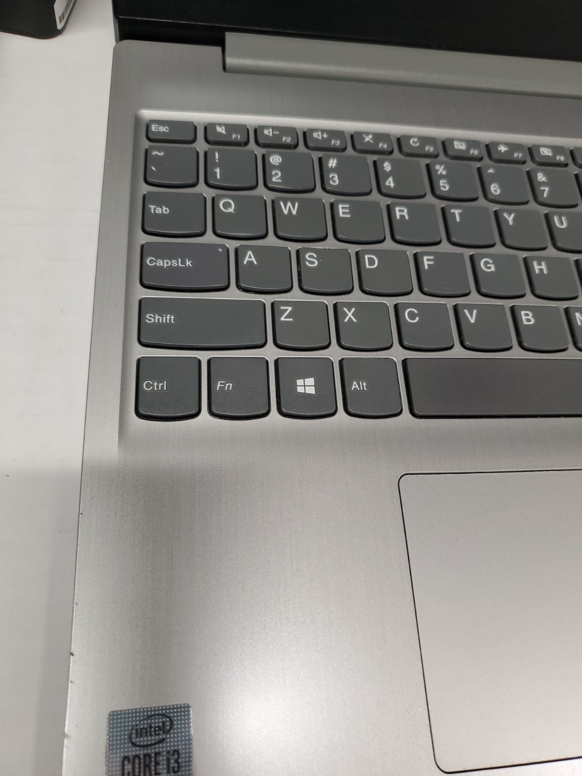 Lenovo IdeaPad 3 15IIL05 Laptop I3-1005G1, 8GB RAM, 256GB NVMe, Windows 11 Home