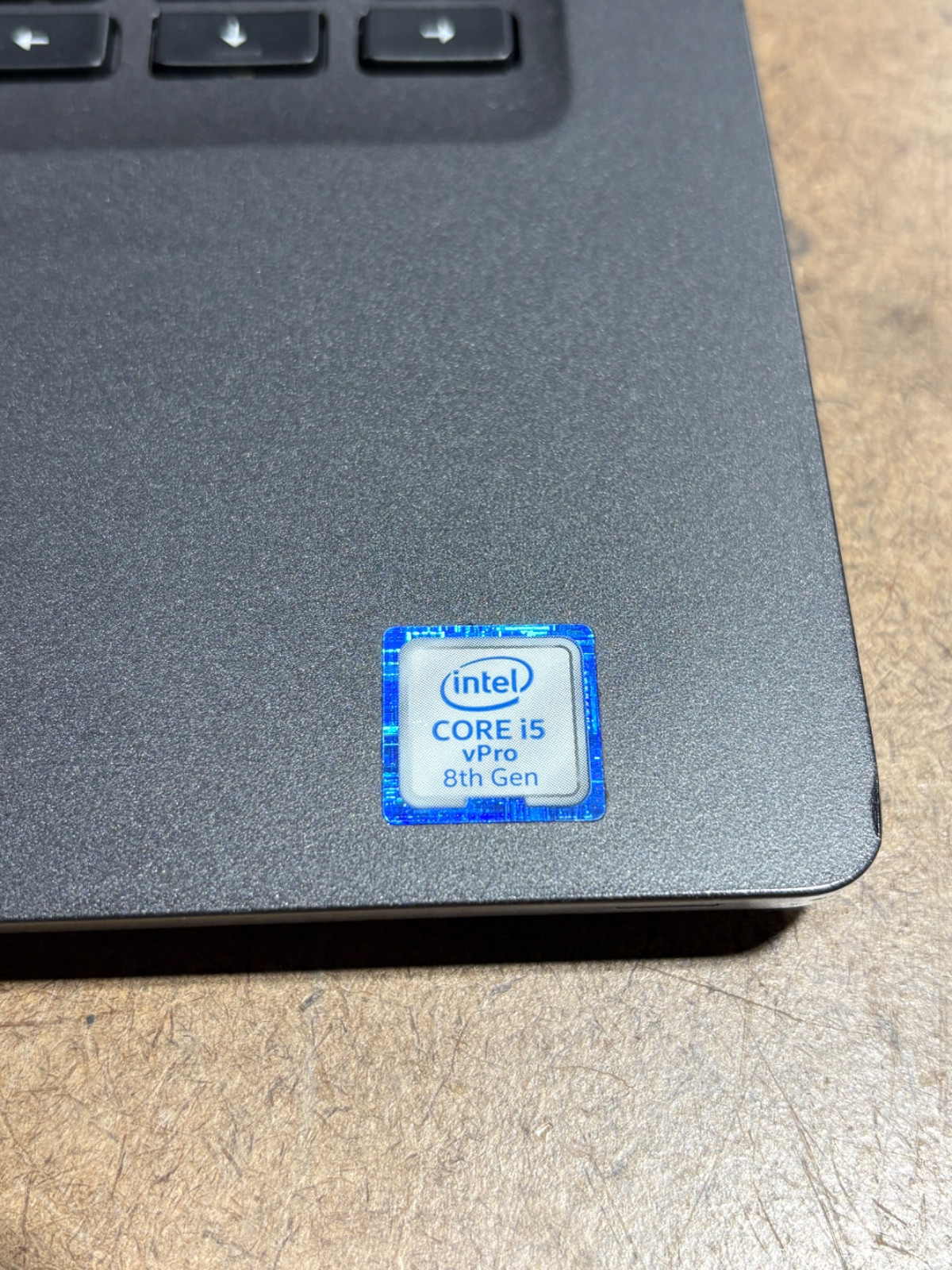 Dell Latitude 5400 14″ FHD i5-8365U 8GB RAM 256GB SSD No OS/Charger